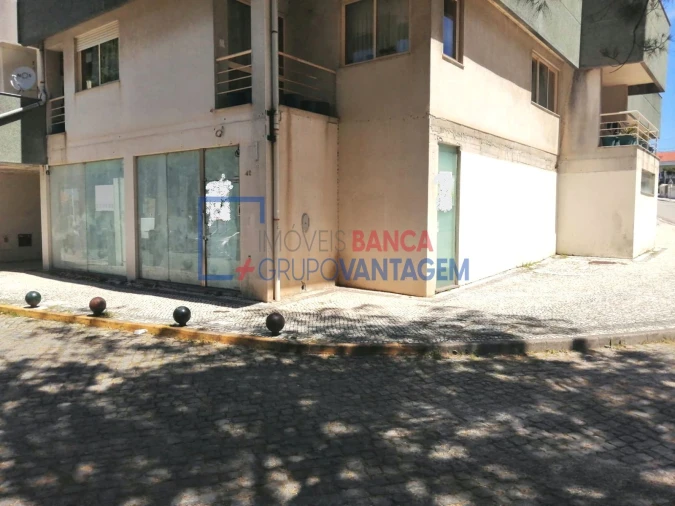 Loja para Venda em Cortegaça Foto 13