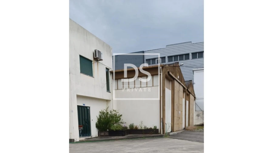Armazém para Venda em Lourosa Foto 5