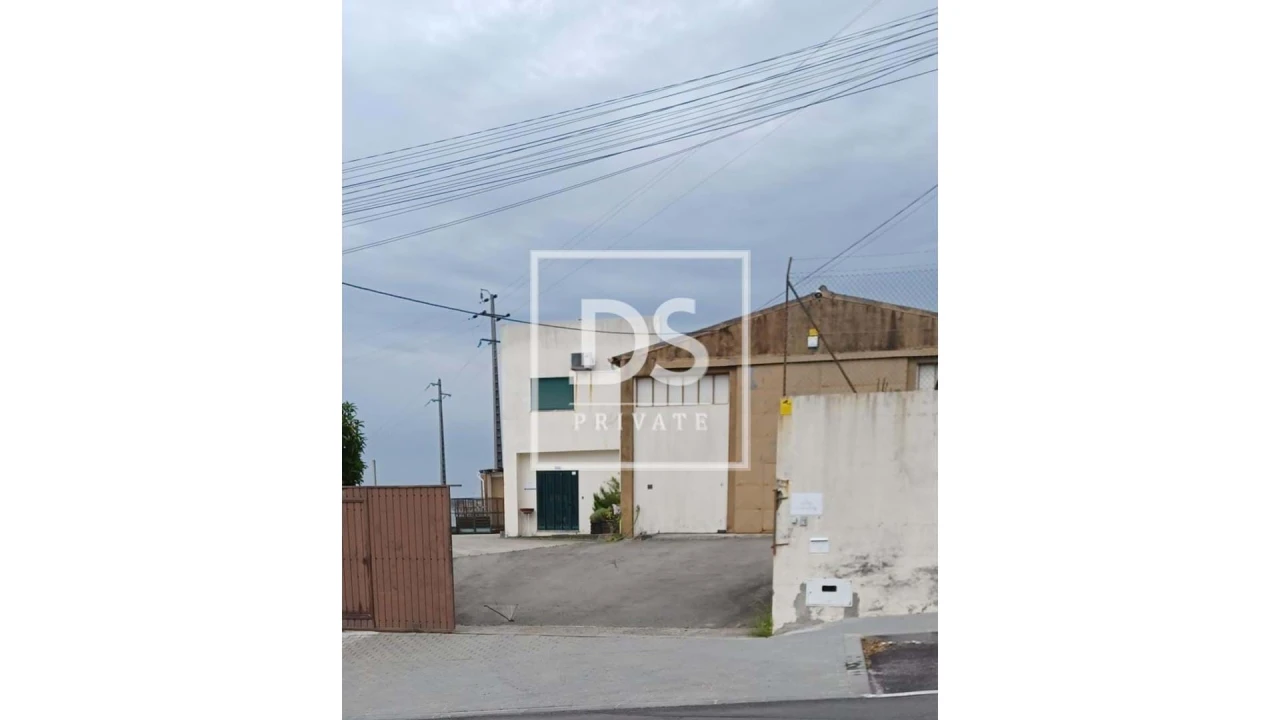 Armazém para Venda em Lourosa Foto 4