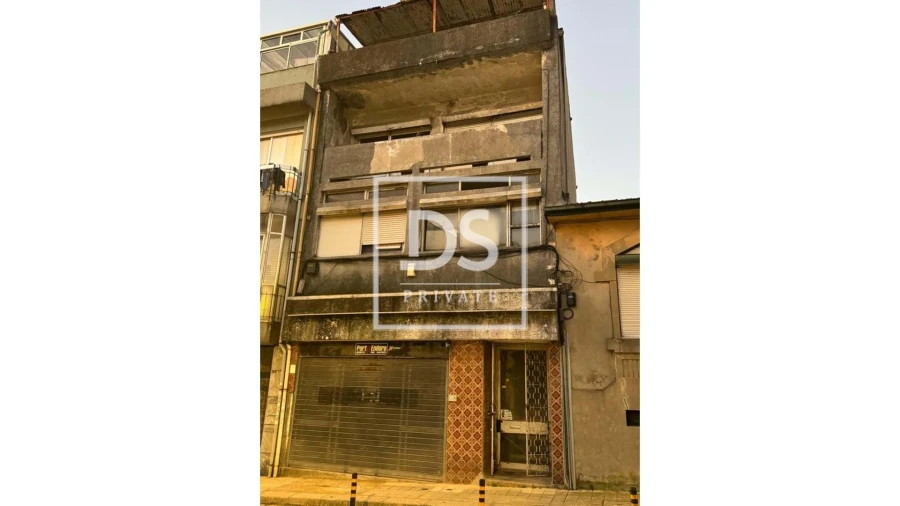 Prédio para Venda em Paranhos Foto 13