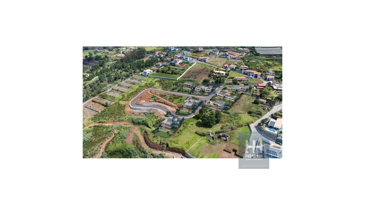 Moradia T3 para Venda em Prazeres Foto 5