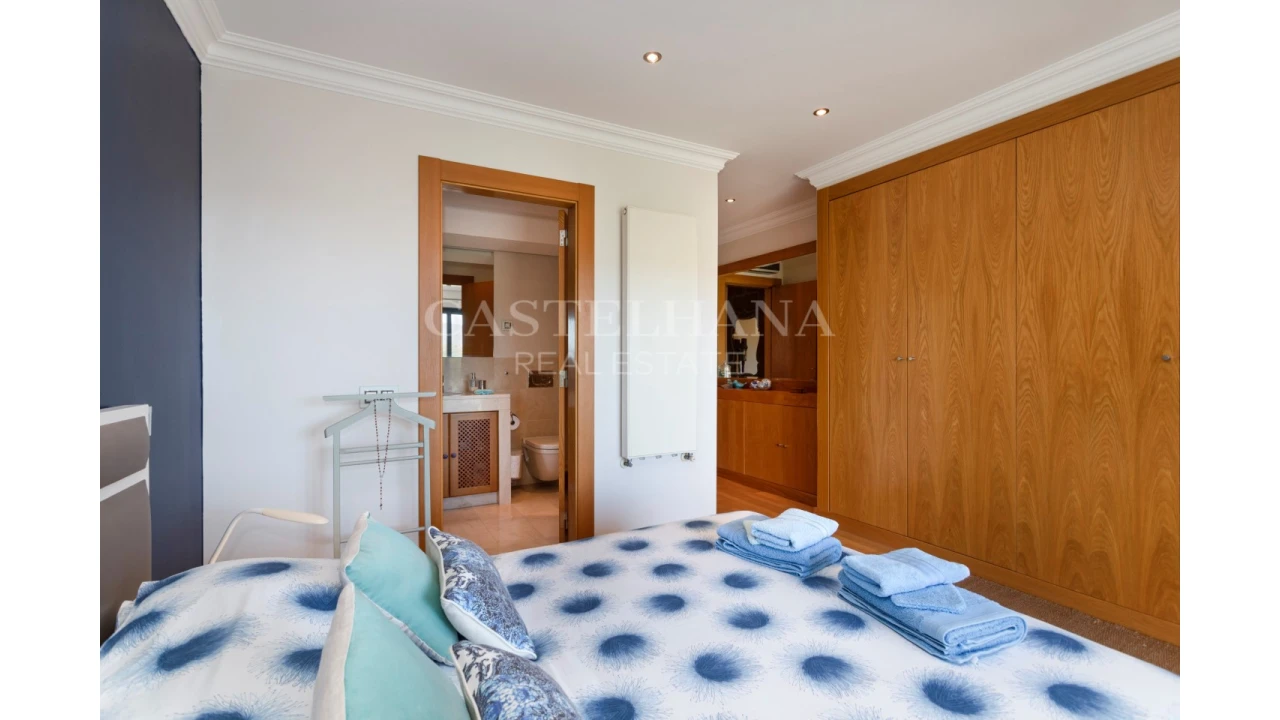 Moradia T5 para Venda em Luz de Tavira e Santo Estêvão Foto 10