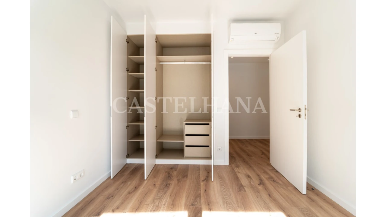 Apartamento T3 para Venda em Ramalde Foto 14