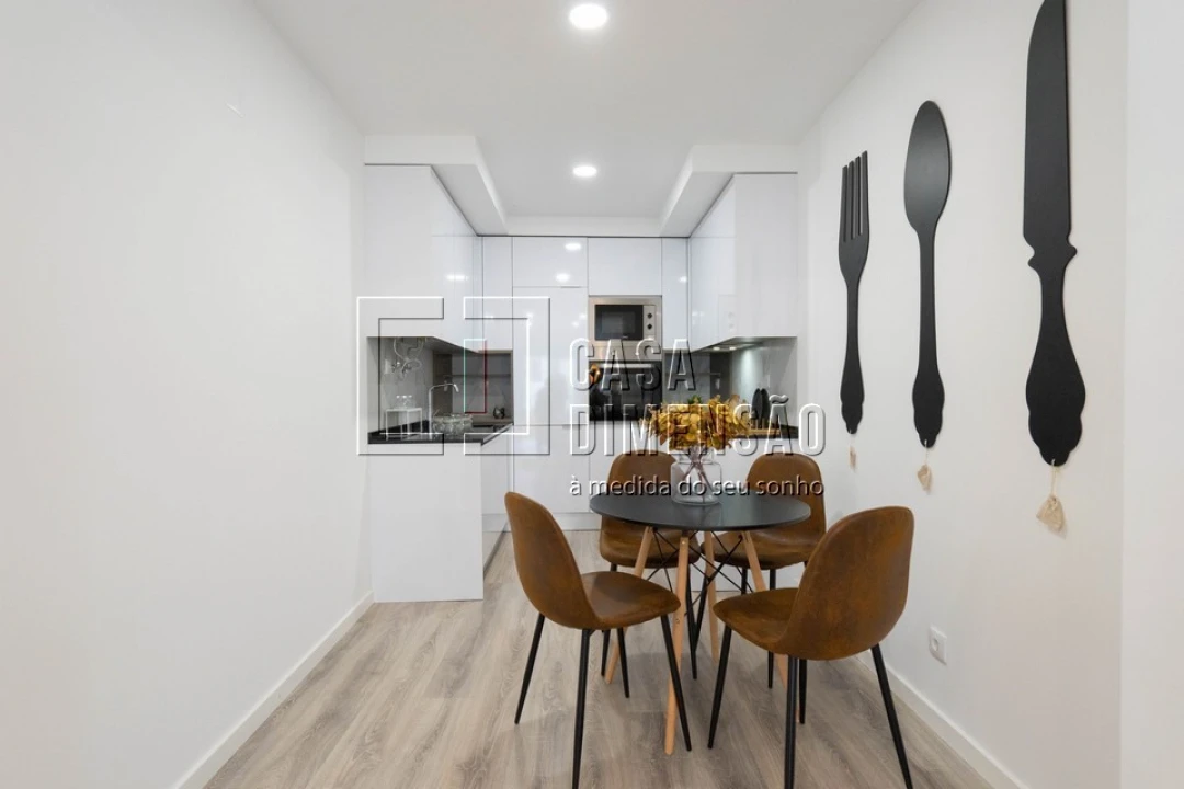 Apartamento T1 para Venda em Benfica Foto 7