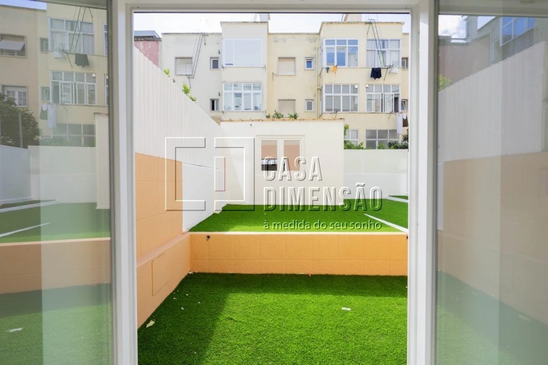 Apartamento T1 para Venda em Benfica Foto 20