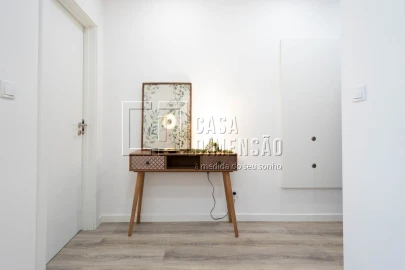 Apartamento T1 para Venda em Benfica