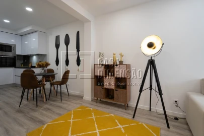 Apartamento T1 para Venda em Benfica