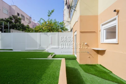 Apartamento T1 para Venda em Benfica