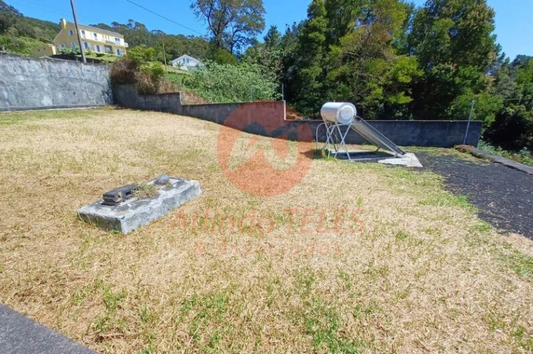 Moradia T3 para Venda em Urzelina (São Mateus) Foto 8