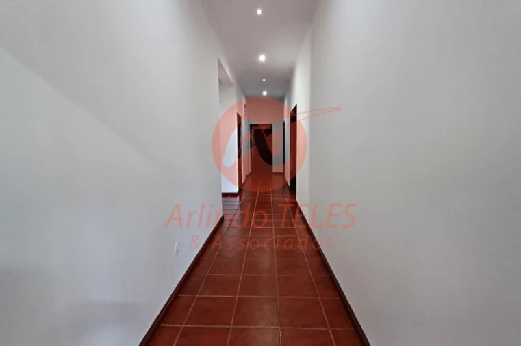 Moradia T3 para Venda em Urzelina (São Mateus) Foto 31