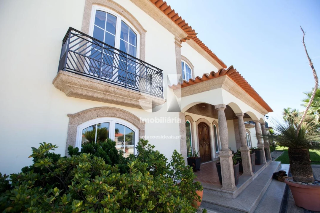 Quinta T5 para Venda em Vila Nova de Famalicão e Calendário Foto 2