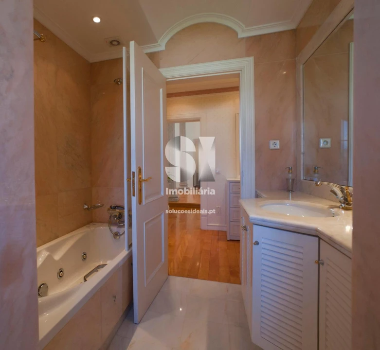 Quinta T5 para Venda em Vila Nova de Famalicão e Calendário Foto 24