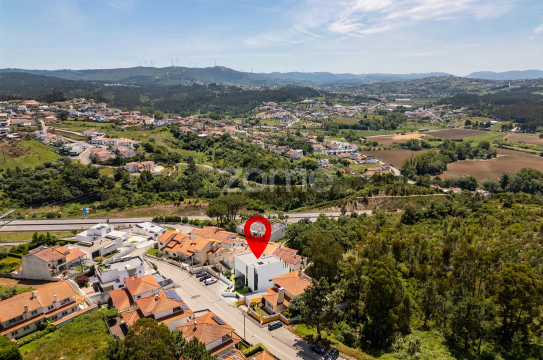 Moradia T3 para Venda em Leiria, Pousos, Barreira e Cortes Foto 31