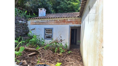Moradia T2 para Venda em São Roque do Pico