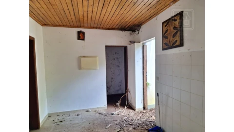 Moradia T2 para Venda em São Roque do Pico