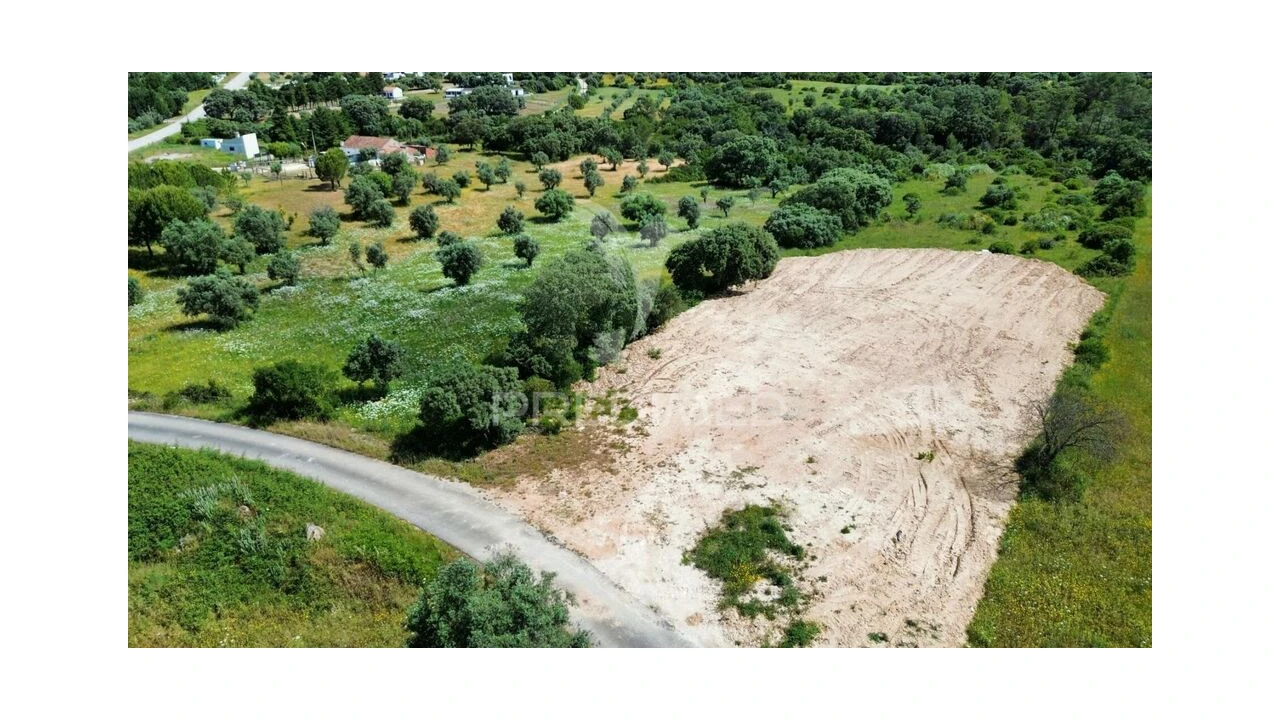 Terreno para Venda em Brogueira, Parceiros de Igreja e Alcorochel Foto 1