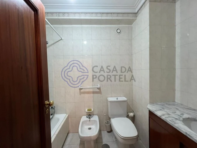 Apartamento T2 para Venda em Bonfim Foto 5