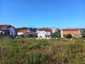 Terreno para Venda em Serra e Junceira