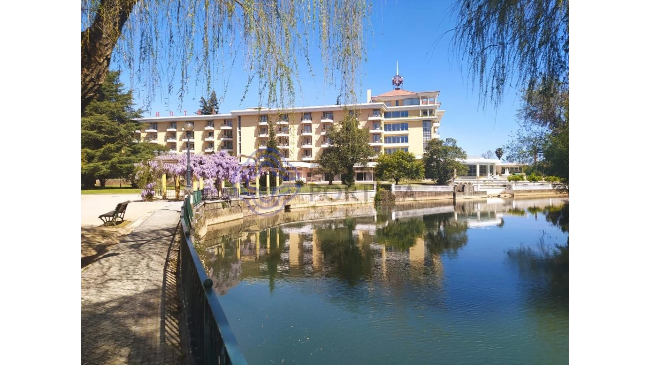 Terreno para Venda em Serra e Junceira Foto 15