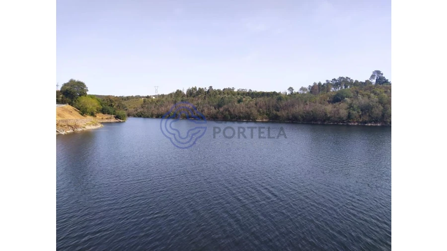 Terreno para Venda em Serra e Junceira Foto 31