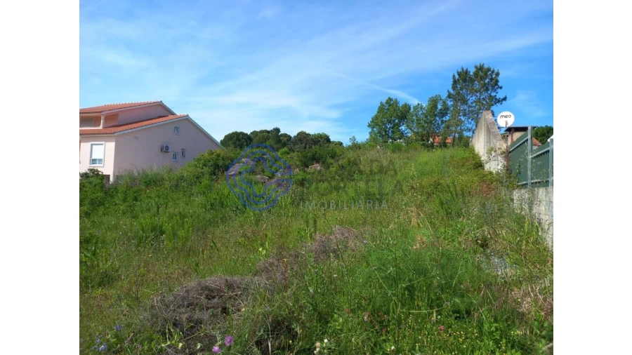 Terreno para Venda em Serra e Junceira Foto 2