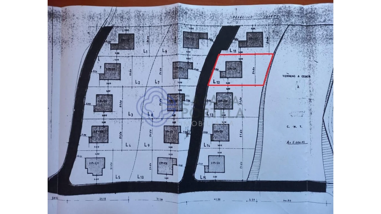 Terreno para Venda em Serra e Junceira Foto 8