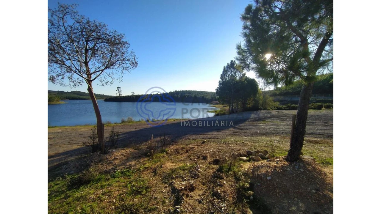 Terreno para Venda em Serra e Junceira Foto 21