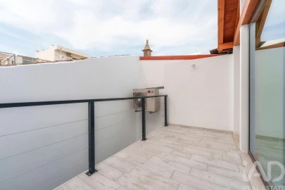Moradia T2 para Venda em Faro (Sé e São Pedro)