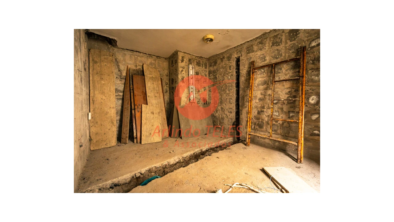 Moradia T4 para Venda em Angra (São Pedro) Foto 41