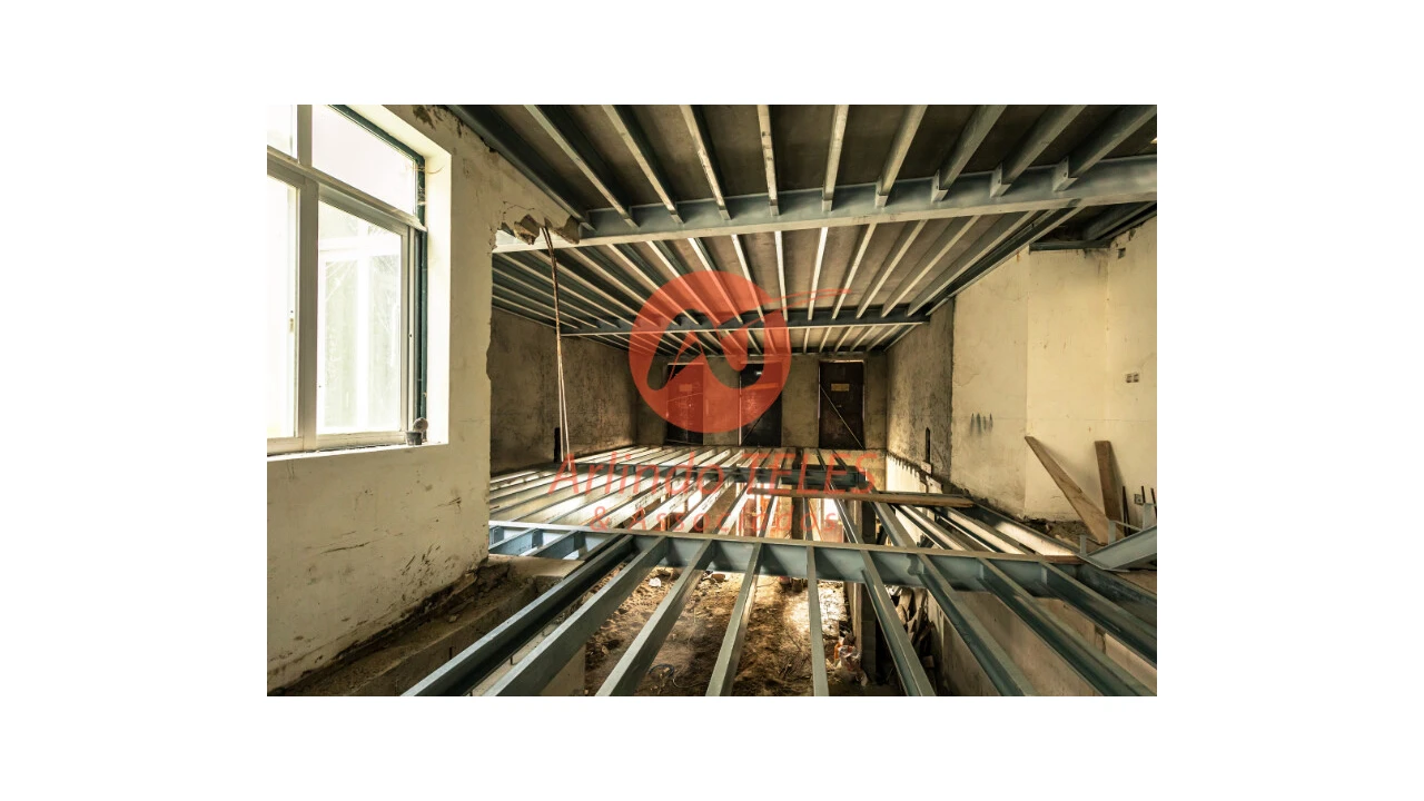 Moradia T4 para Venda em Angra (São Pedro) Foto 38