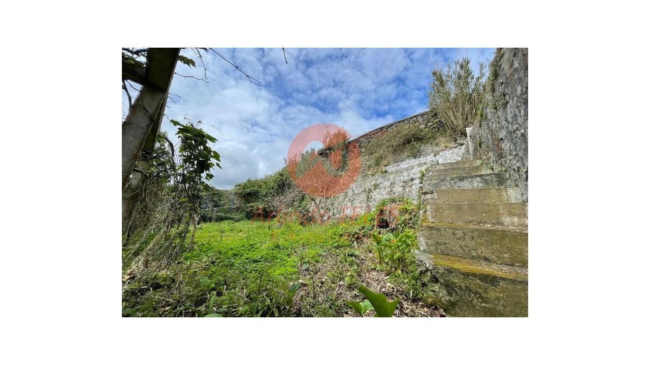 Moradia T4 para Venda em Angra (São Pedro) Foto 16