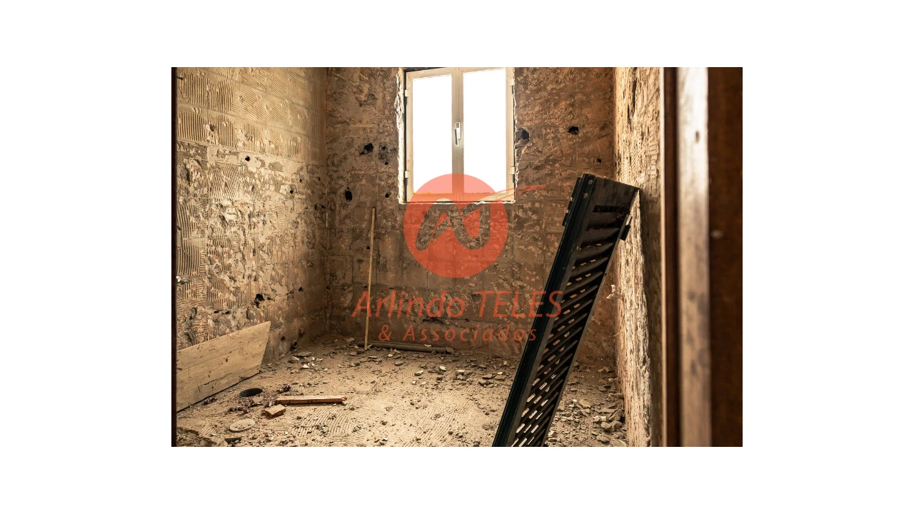 Moradia T4 para Venda em Angra (São Pedro) Foto 43