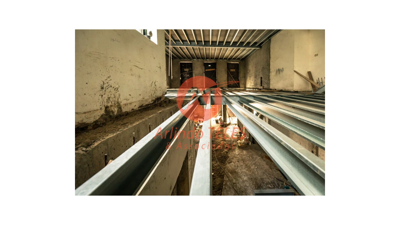 Moradia T4 para Venda em Angra (São Pedro) Foto 36