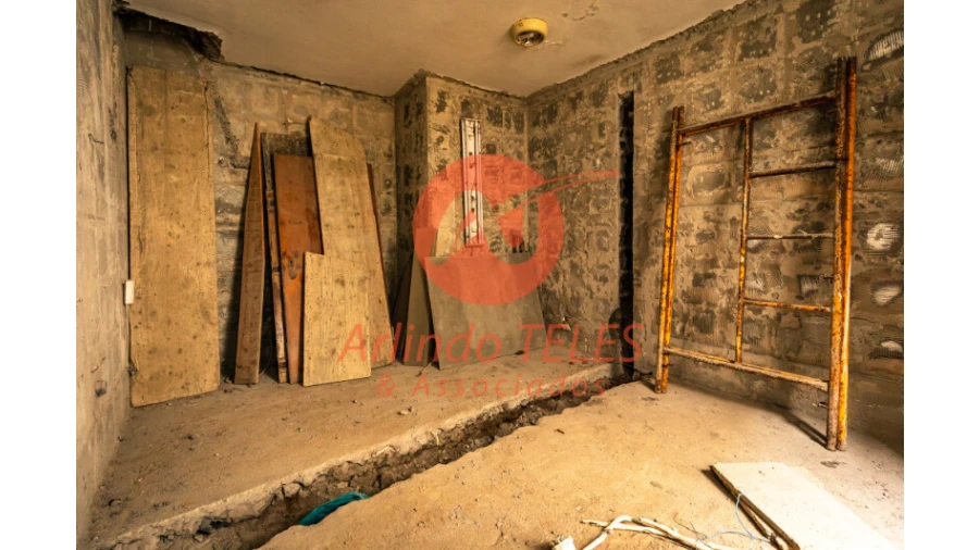 Moradia T4 para Venda em Angra (São Pedro) Foto 41