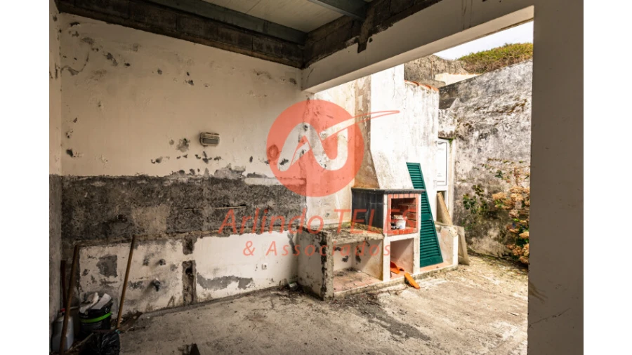 Moradia T4 para Venda em Angra (São Pedro) Foto 46