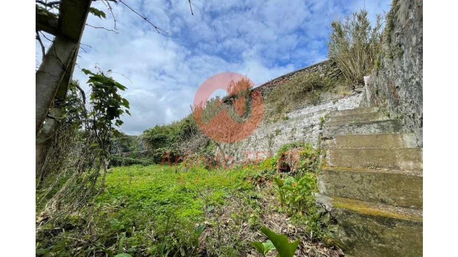 Moradia T4 para Venda em Angra (São Pedro) Foto 16