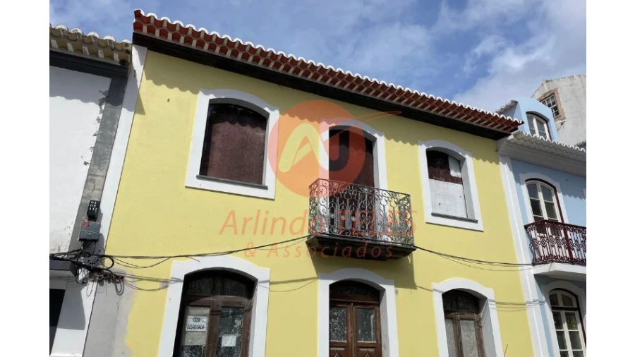 Moradia T4 para Venda em Angra (São Pedro) Foto 27