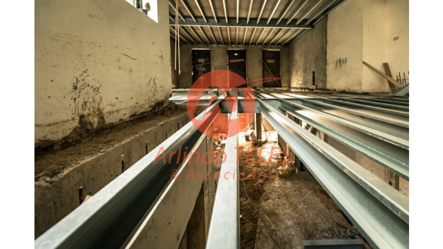 Moradia T4 para Venda em Angra (São Pedro) Foto 36