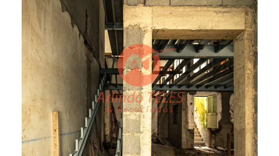 Moradia T4 para Venda em Angra (São Pedro) Foto 34