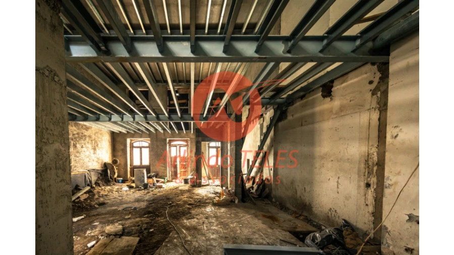 Moradia T4 para Venda em Angra (São Pedro) Foto 35