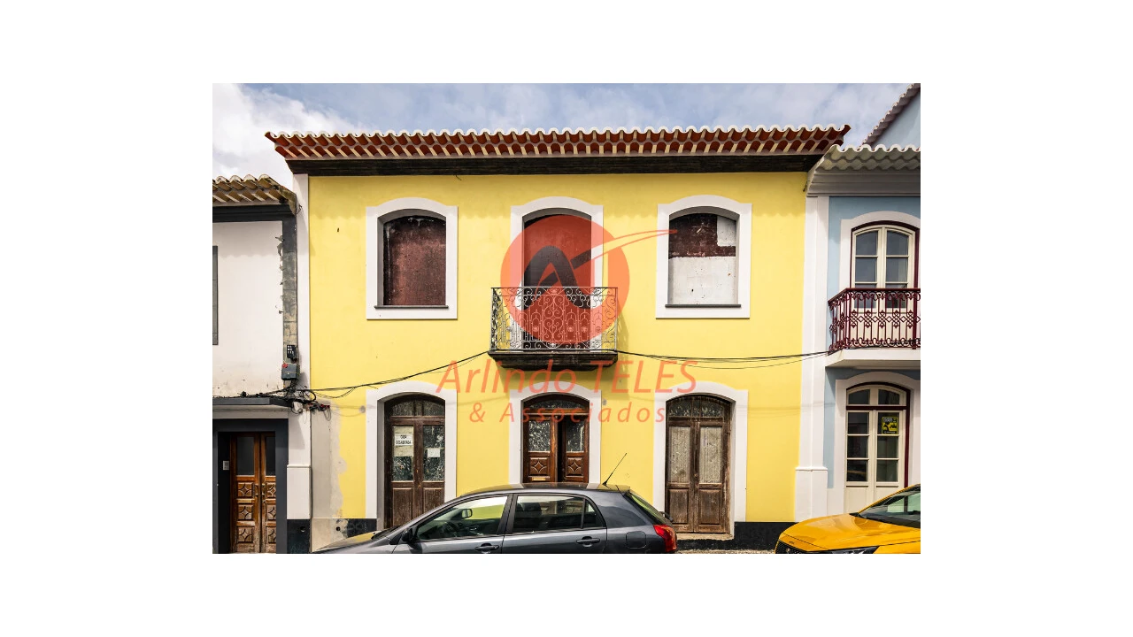 Moradia T4 para Venda em Angra (São Pedro) Foto 32