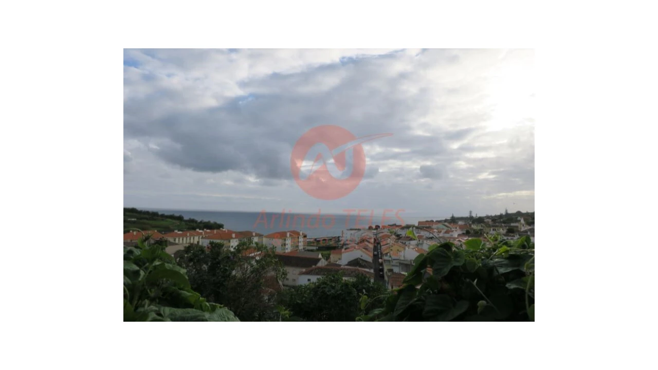 Moradia T4 para Venda em Angra (São Pedro) Foto 28