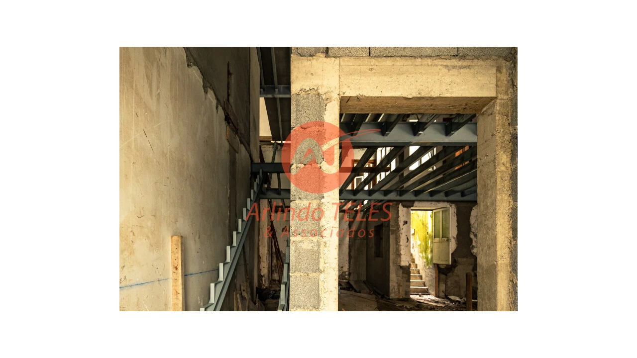 Moradia T4 para Venda em Angra (São Pedro) Foto 34