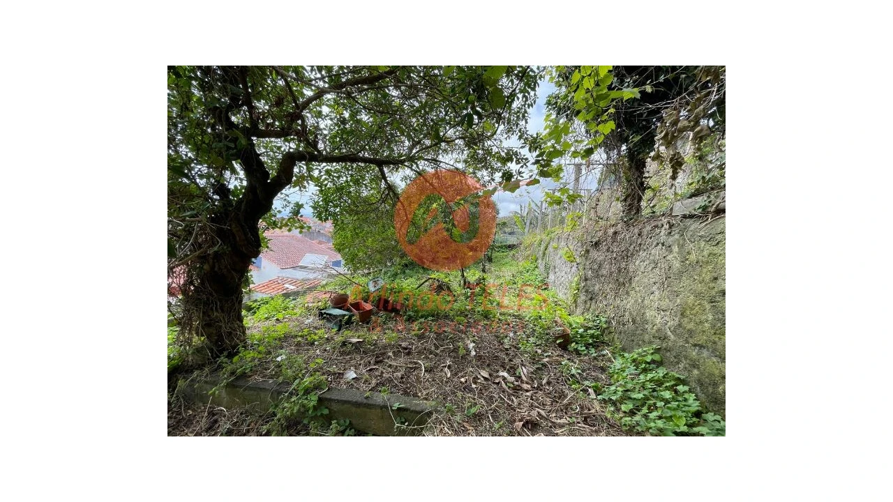 Moradia T4 para Venda em Angra (São Pedro) Foto 13