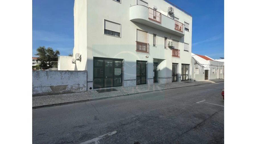 Loja para Venda em Baixa da Banheira e Vale da Amoreira Foto 15