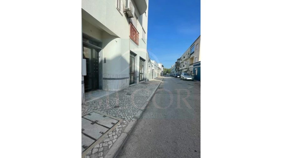 Loja para Venda em Baixa da Banheira e Vale da Amoreira Foto 13