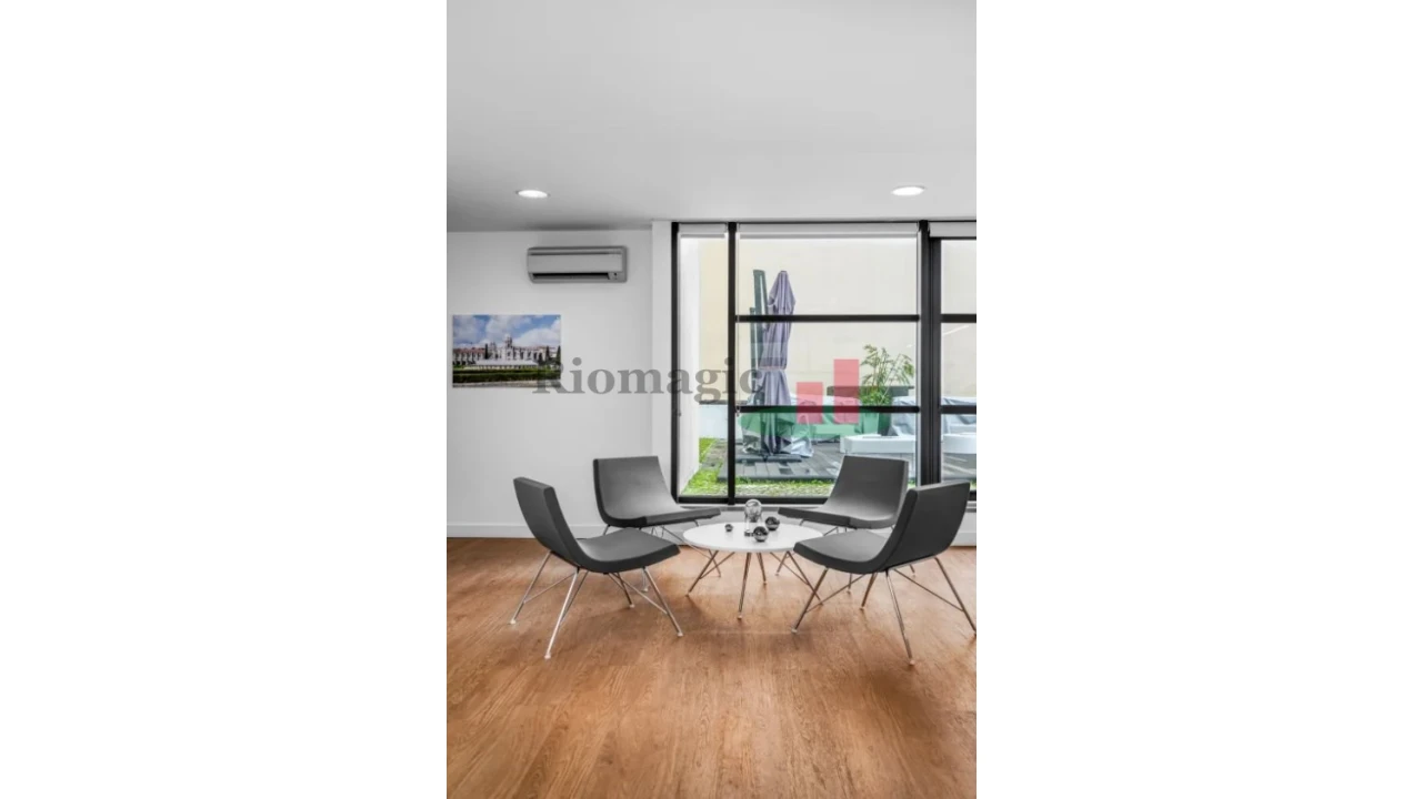 Escritório para Arrendamento em Santo António Foto 4