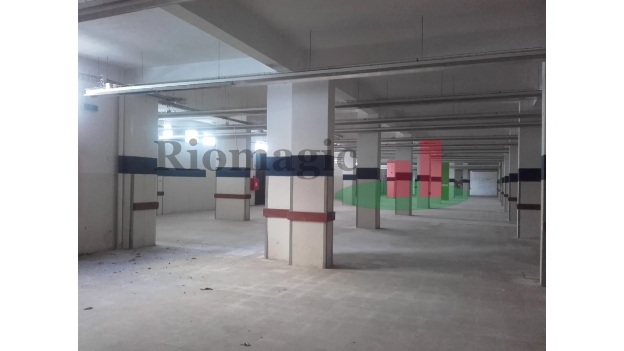 Loja para Arrendamento em Marvila, Ribeira Santarém, São Salvador, São Nicolau Foto 3