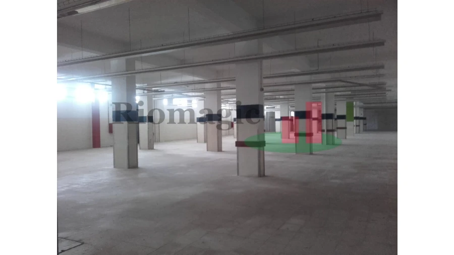 Loja para Arrendamento em Marvila, Ribeira Santarém, São Salvador, São Nicolau Foto 4