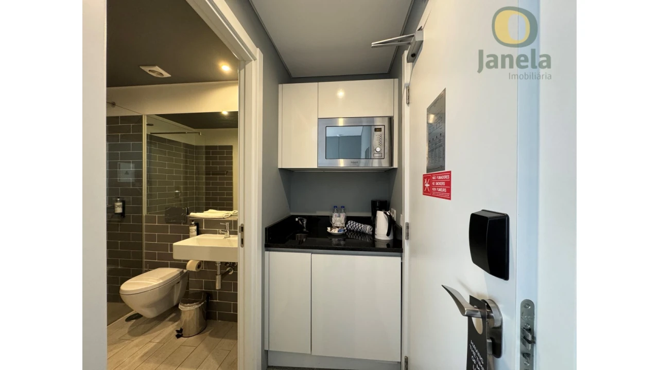 Apartamento para Venda em Estômbar e Parchal Foto 6